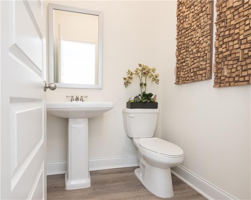 3 bedroom, 3 bathroom, 1,725 sq ft townhouse for sale at 6017 Silverbell Drive, Flowery Branch, GA 30542 — photo 5