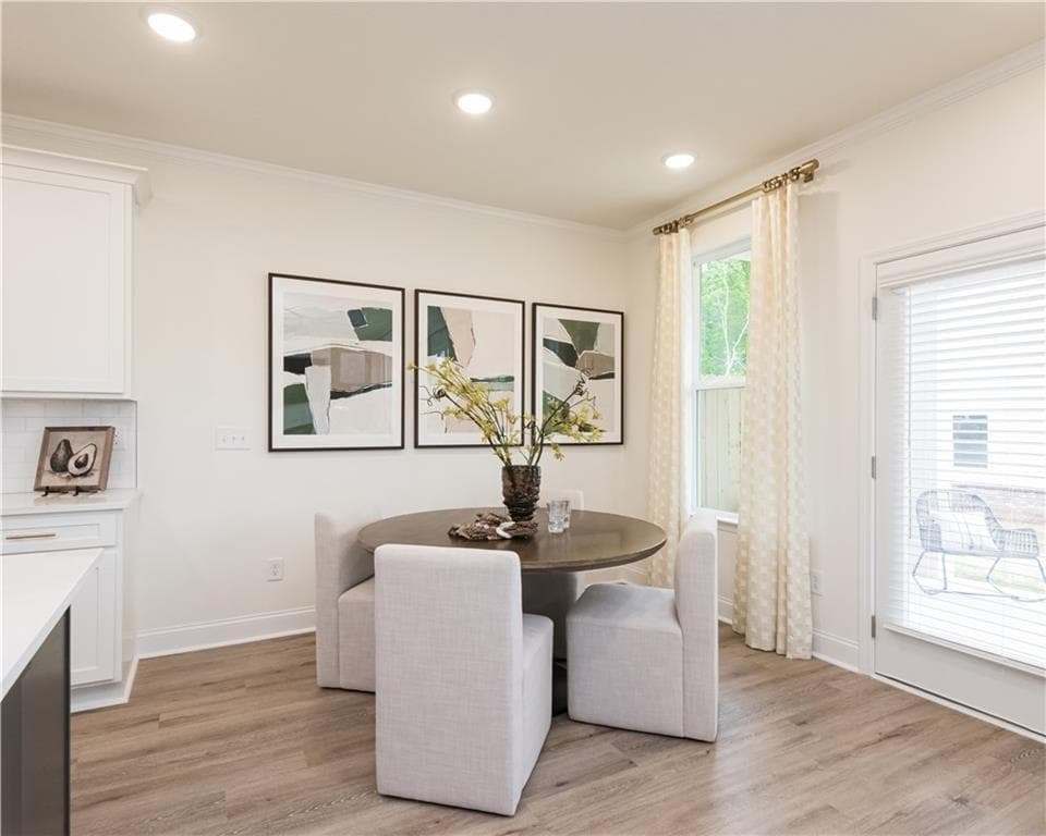 3 bedroom, 3 bathroom, 1,725 sq ft townhouse for sale at 6017 Silverbell Drive, Flowery Branch, GA 30542 — photo 10
