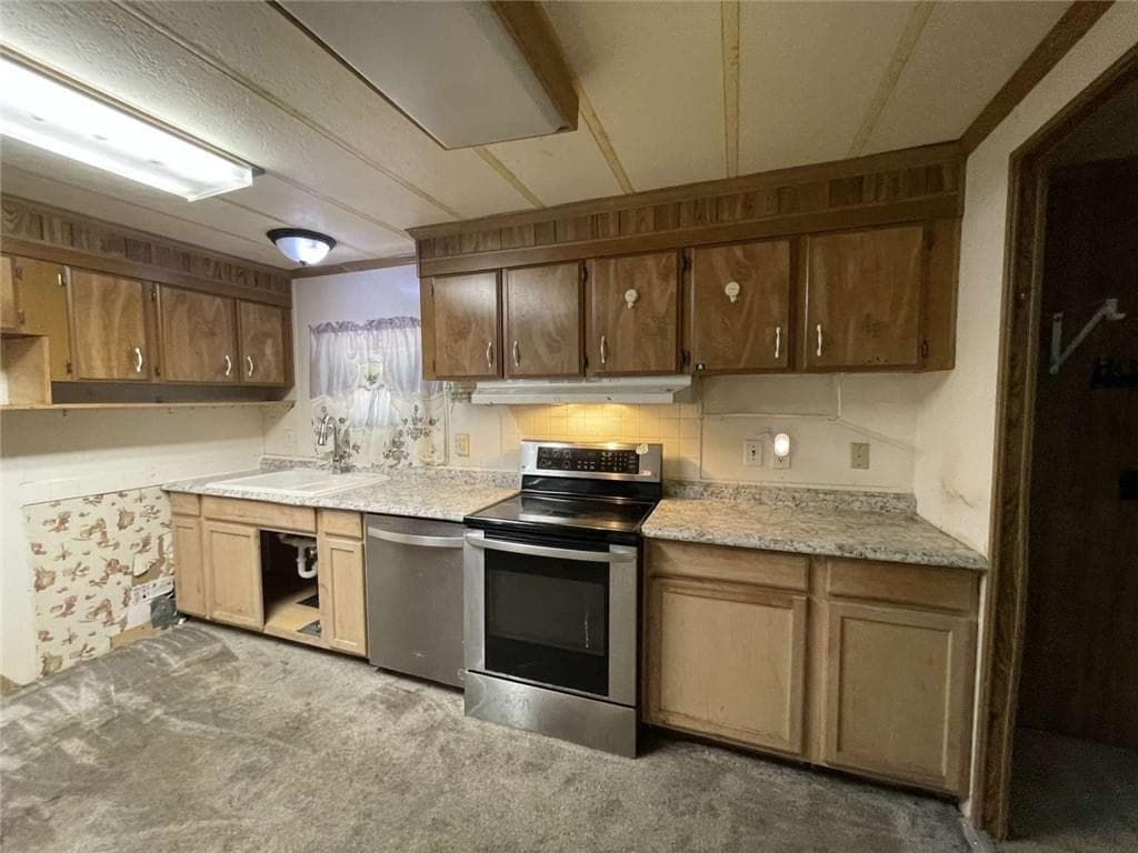 3 bedroom, 2 bathroom, 1,464 sq ft single family residence under contract at 9340 Meadowbrook Drive, Gainesville, GA 30506 — photo 5