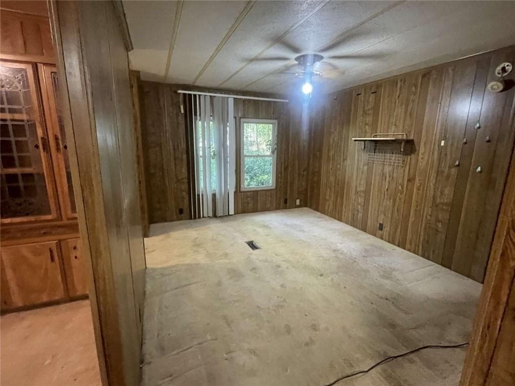 3 bedroom, 2 bathroom, 1,464 sq ft single family residence under contract at 9340 Meadowbrook Drive, Gainesville, GA 30506 — photo 8