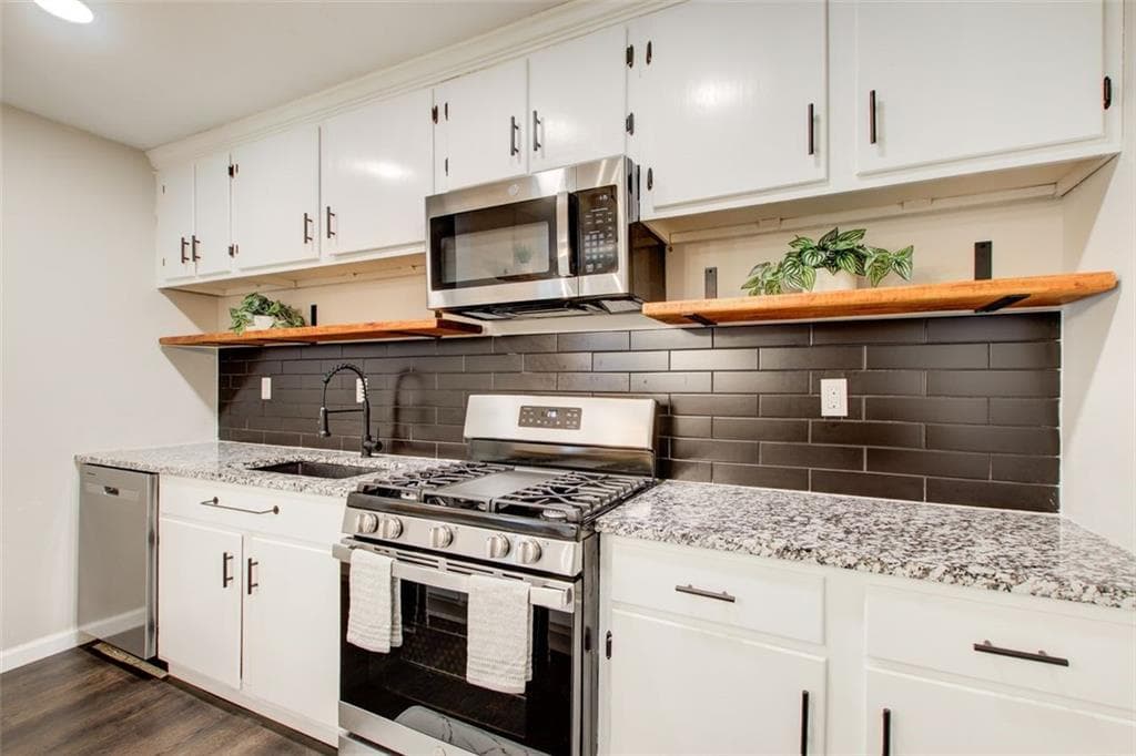 2 bedroom, 2 bathroom, 1,475 sq ft condominium for sale at 1306 Wynnes Ridge Circle, Marietta, GA 30067 — photo 9