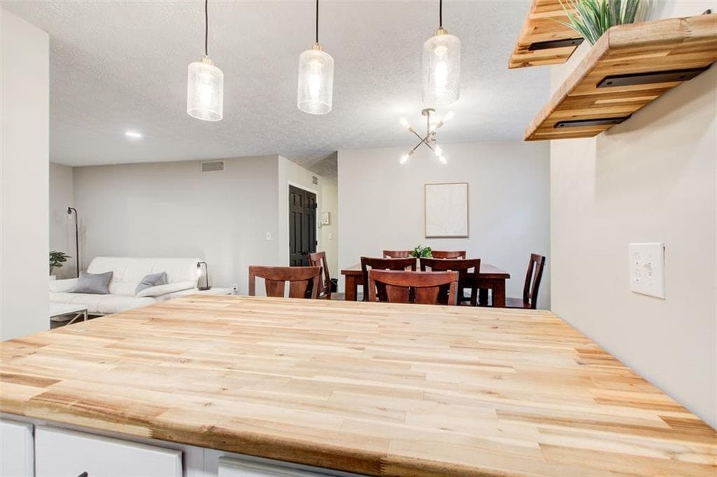 2 bedroom, 2 bathroom, 1,475 sq ft condominium for sale at 1306 Wynnes Ridge Circle, Marietta, GA 30067 — photo 10