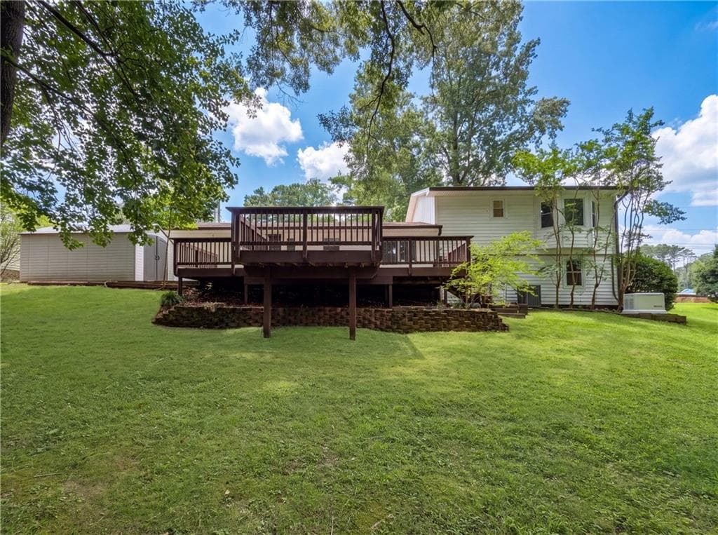4 bedroom, 3 bathroom, 2,122 sq ft single family residence for sale at 4378 Shady Drive, Lilburn, GA 30047 — photo 5