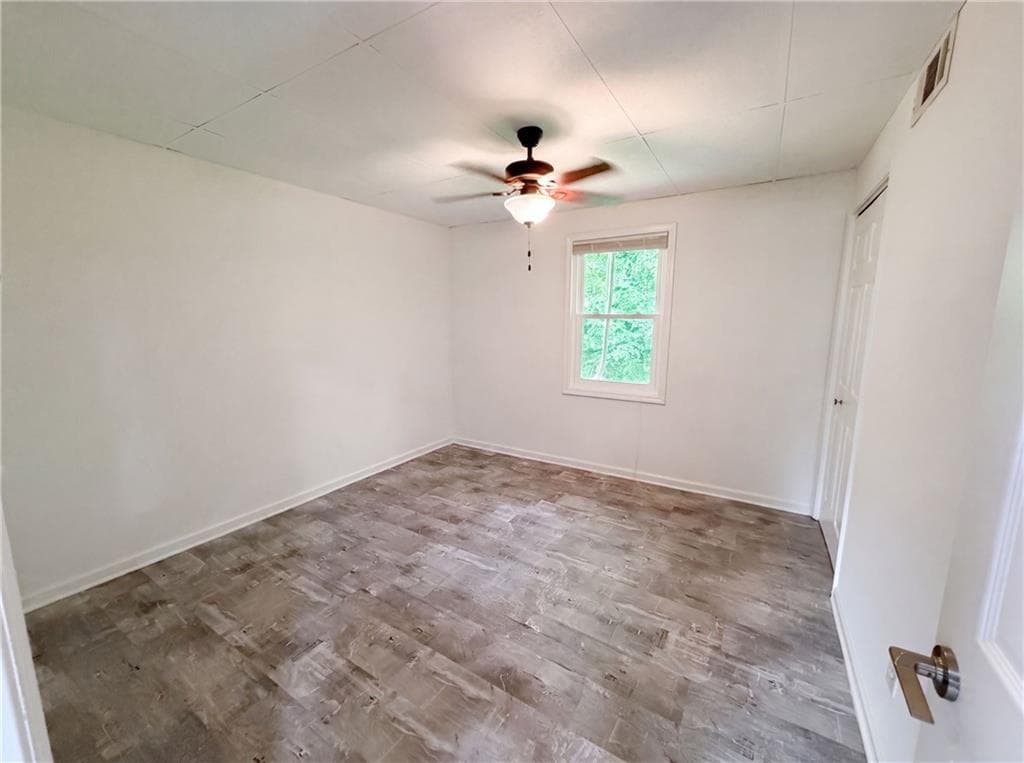 4 bedroom, 3 bathroom, 2,122 sq ft single family residence for sale at 4378 Shady Drive, Lilburn, GA 30047 — photo 10