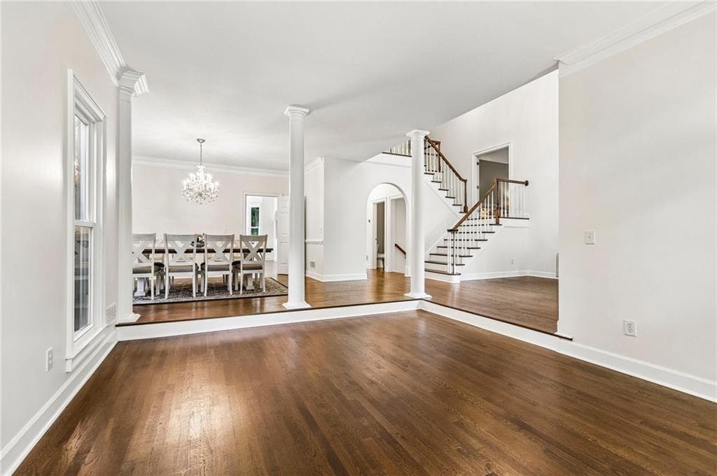 5 bedroom, 5 bathroom, 5,118 sq ft single family residence for sale at 796 Asheview Court, Marietta, GA 30068 — photo 4