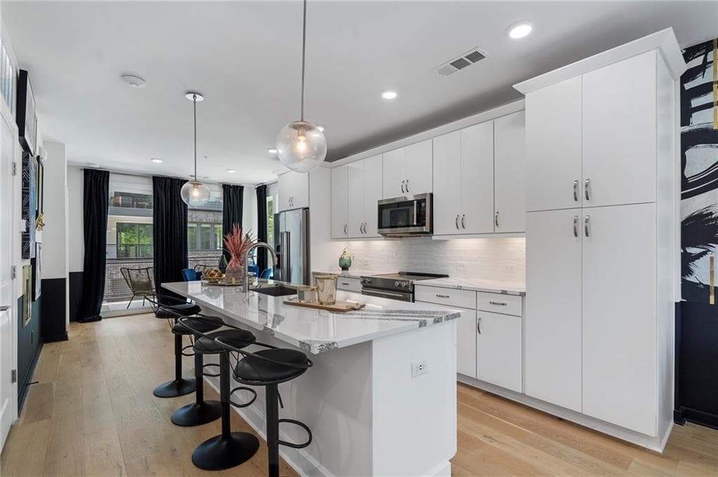 2 bedroom, 2 bathroom, 1,318 sq ft townhouse for rent at 371 Pratt Drive 207, Atlanta, GA 30315 for $3,200 a month — photo 10