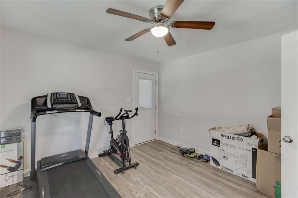4 bedroom, 3 bathroom, 2,734 sq ft single family residence under contract at 3614 Revere Road, Atlanta, GA 30331 — photo 9