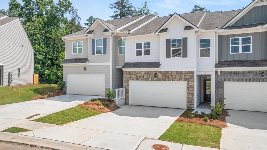 3 bedroom, 3 bathroom, 1,877 sq ft townhouse for sale at 37 Rustin Ridge, Dahlonega, GA 30533 — photo 2
