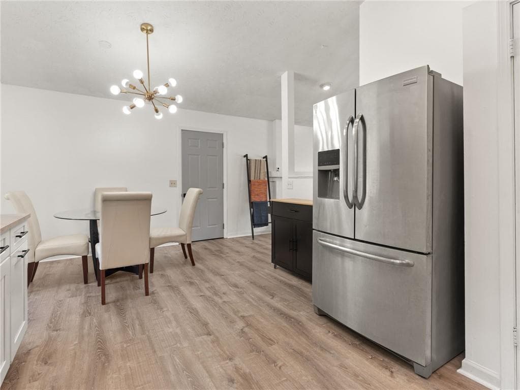 3 bedroom, 2 bathroom, 1,994 sq ft single family residence for sale at 4533 Cresant Lane, Douglasville, GA 30135 — photo 10