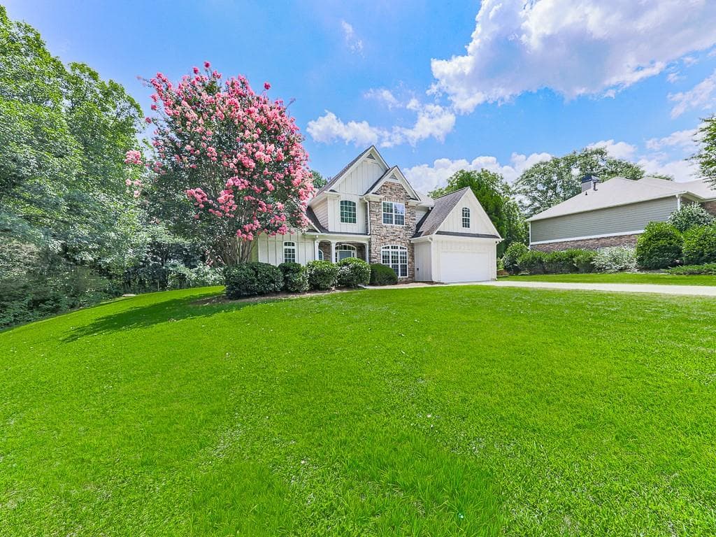 4 bedroom, 3 bathroom, 2,615 sq ft single family residence for sale at 1429 Tamarack Lakes Drive, Powder Springs, GA 30127 — photo 2