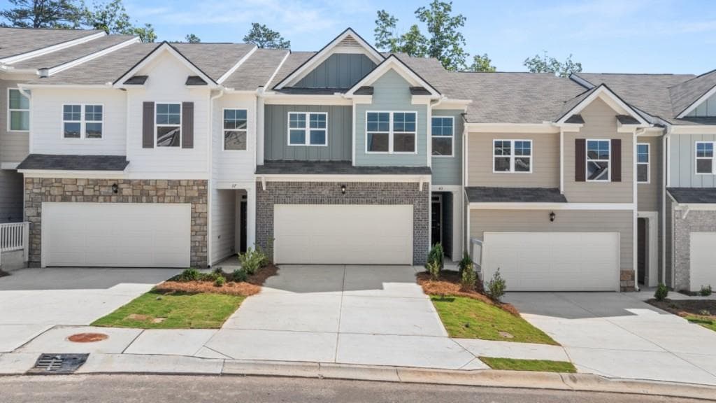3 bedroom, 3 bathroom, 1,877 sq ft townhouse for sale at 43 Rustin Ridge, Dahlonega, GA 30533