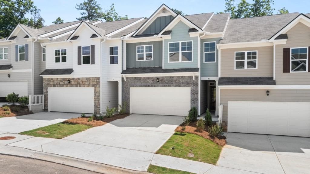 3 bedroom, 3 bathroom, 1,877 sq ft townhouse for sale at 43 Rustin Ridge, Dahlonega, GA 30533 — photo 2