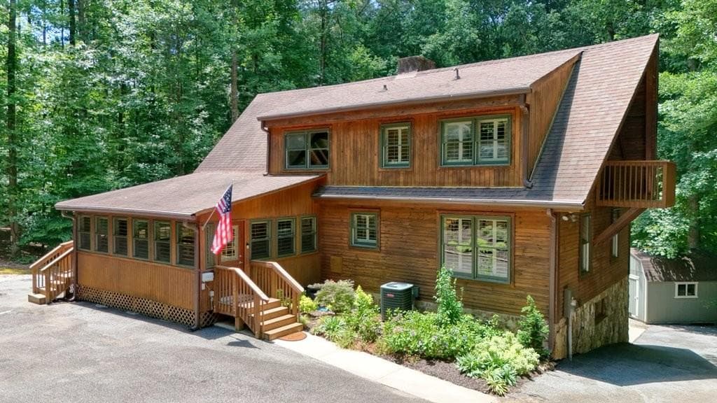 3 bedroom, 4 bathroom, 3,367 sq ft single family residence under contract at 1369 Kelly Mill Trace, Cumming, GA 30040 — photo 3