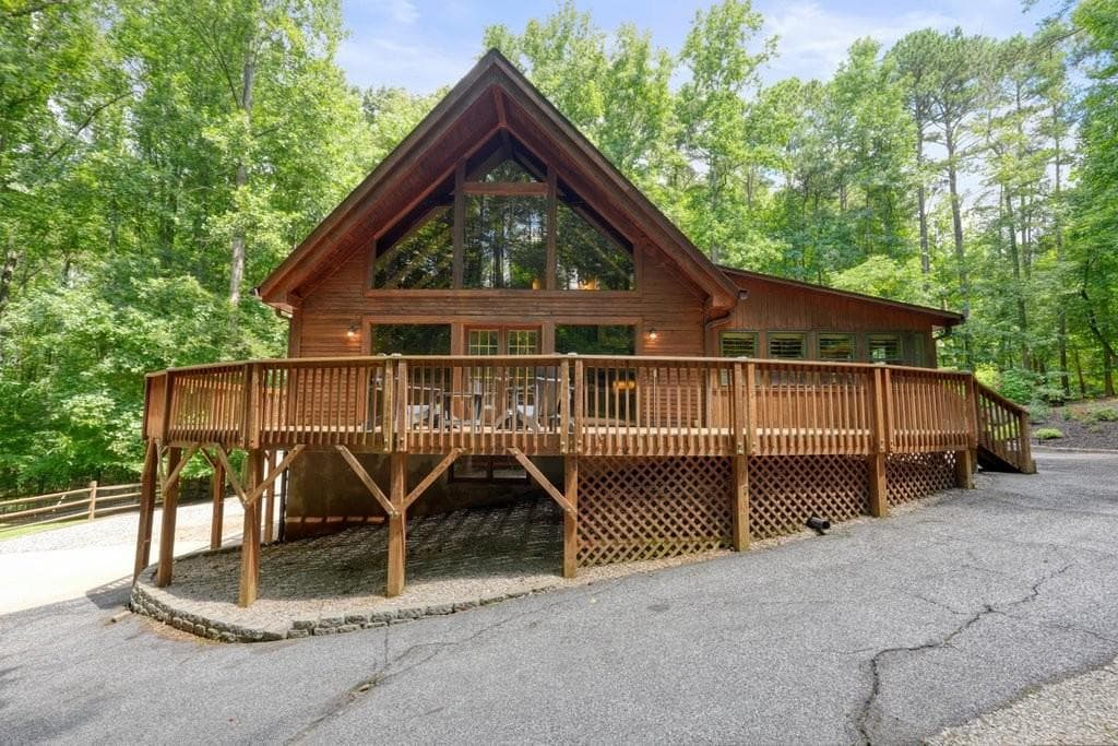 3 bedroom, 4 bathroom, 3,367 sq ft single family residence under contract at 1369 Kelly Mill Trace, Cumming, GA 30040 — photo 5