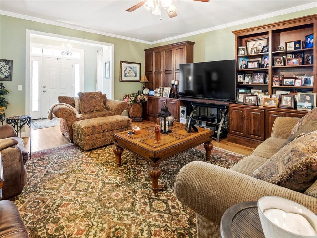 3 bedroom, 4 bathroom, 3,343 sq ft single family residence for sale at 565 N Hulett Road, Villa Rica, GA 30180 — photo 7