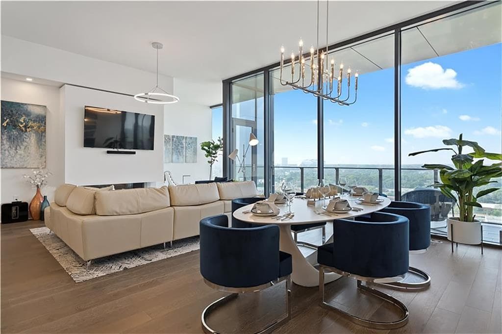3 bedroom, 3 bathroom, 2,214 sq ft condominium for sale at 788 W Marietta Street 1803, Atlanta, GA 30318