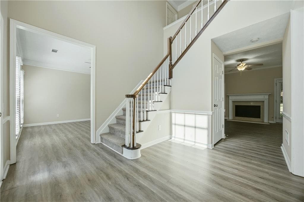 3 bedroom, 3 bathroom, 2,890 sq ft single family residence for sale at 10010 Feather Sound Court, Alpharetta, GA 30022 — photo 2