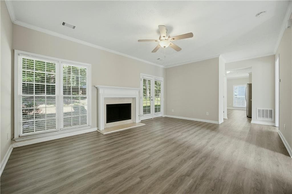 3 bedroom, 3 bathroom, 2,890 sq ft single family residence for sale at 10010 Feather Sound Court, Alpharetta, GA 30022 — photo 4