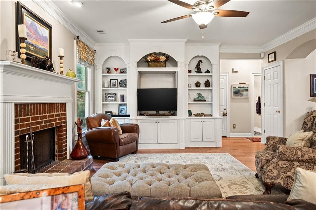 4 bedroom, 3 bathroom, 3,025 sq ft single family residence under contract at 4451 Oakdale Vinings Landing, Smyrna, GA 30080 — photo 4