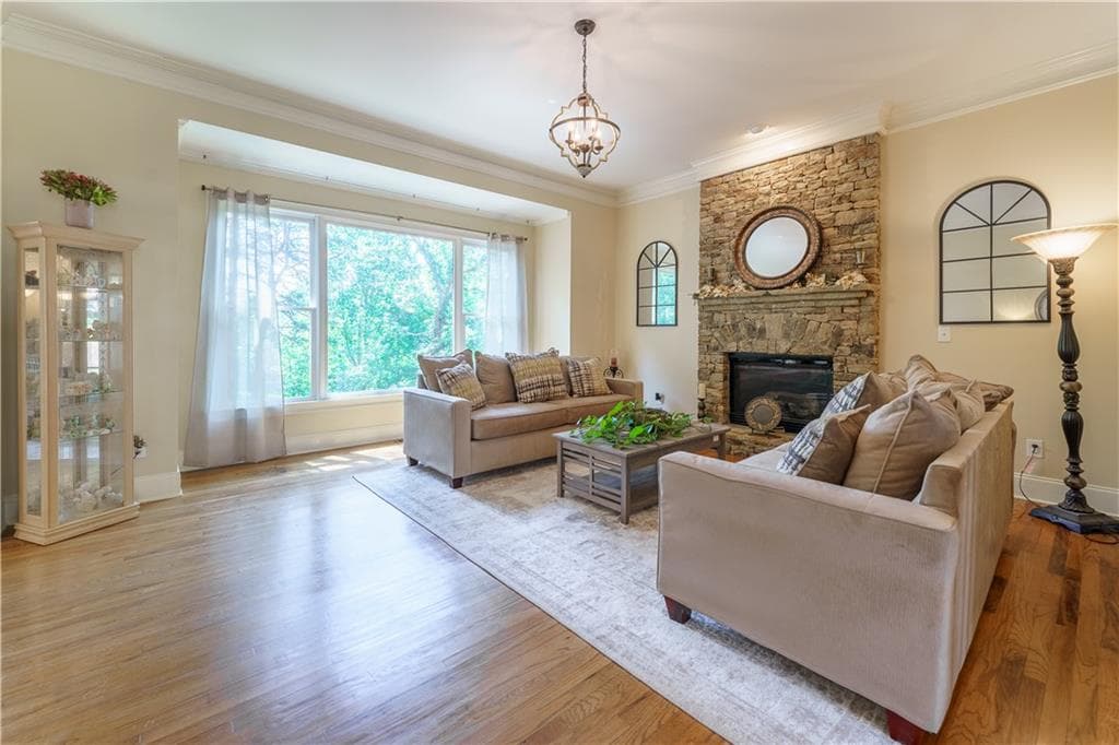 6 bedroom, 5 bathroom, 5,110 sq ft single family residence for sale at 6011 Lost Maple Lane, Sugar Hill, GA 30518 — photo 9