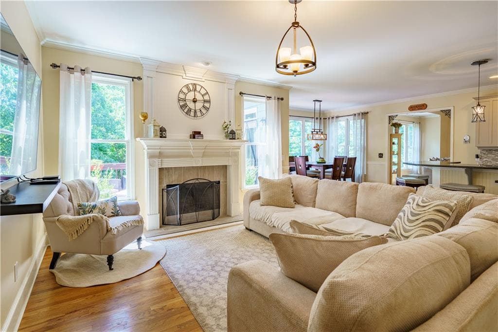 6 bedroom, 5 bathroom, 5,110 sq ft single family residence for sale at 6011 Lost Maple Lane, Sugar Hill, GA 30518 — photo 3