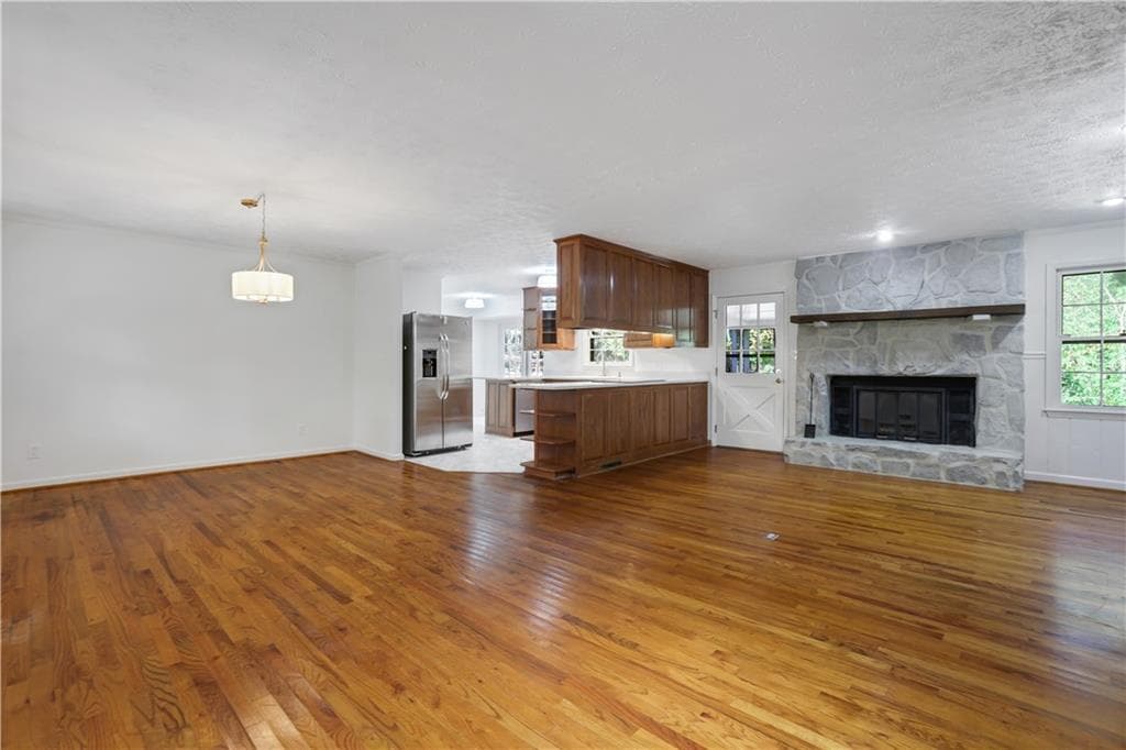 4 bedroom, 3 bathroom, 1,672 sq ft single family residence for rent at 4684 Ben Hill Drive, Oakwood, GA 30566 for $2,200 a month — photo 5