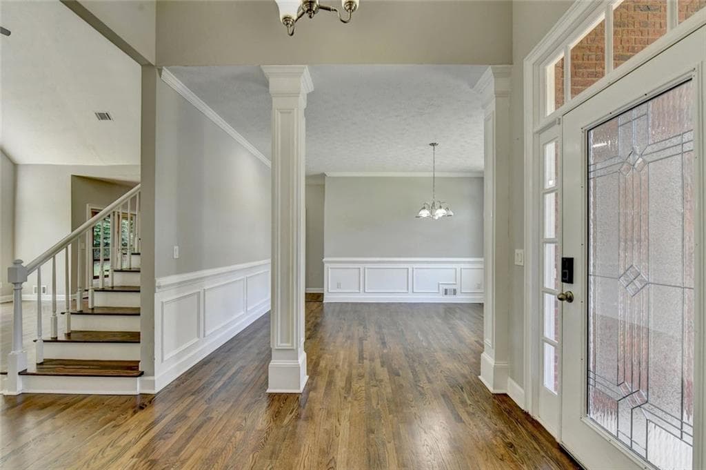 7 bedroom, 7 bathroom, 4,600 sq ft single family residence for sale at 5730 Elm Tree Drive, Buford, GA 30518 — photo 6