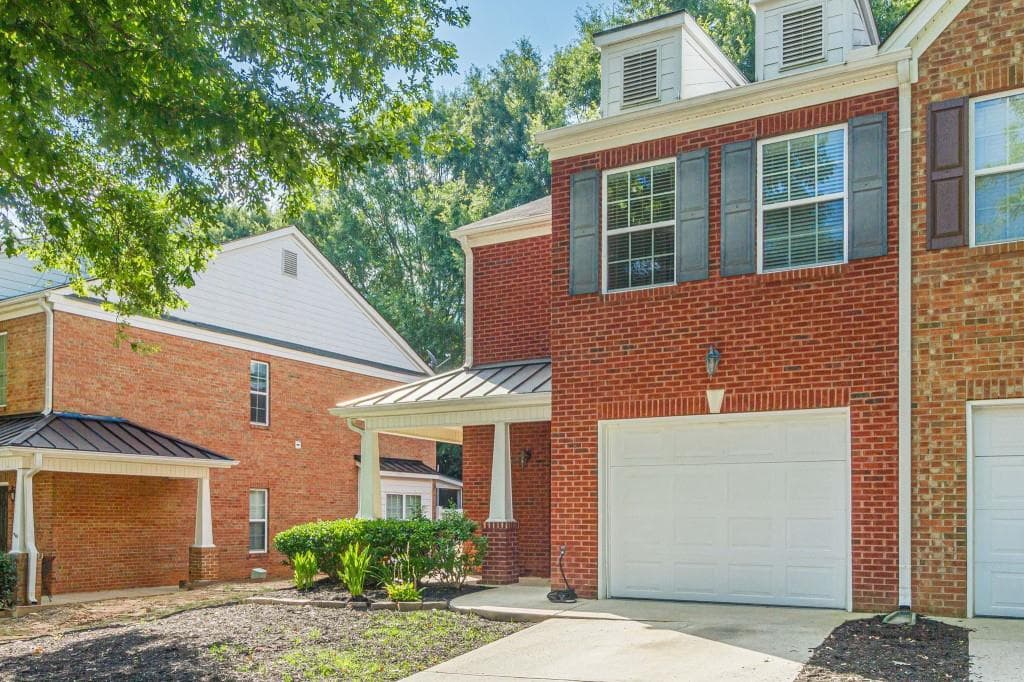 3 bedroom, 3 bathroom, 1,534 sq ft townhouse for sale at 3154 Glenloch Place, Lawrenceville, GA 30044 — photo 2