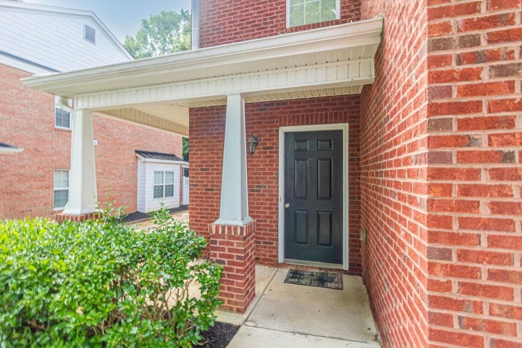 3 bedroom, 3 bathroom, 1,534 sq ft townhouse for sale at 3154 Glenloch Place, Lawrenceville, GA 30044 — photo 3