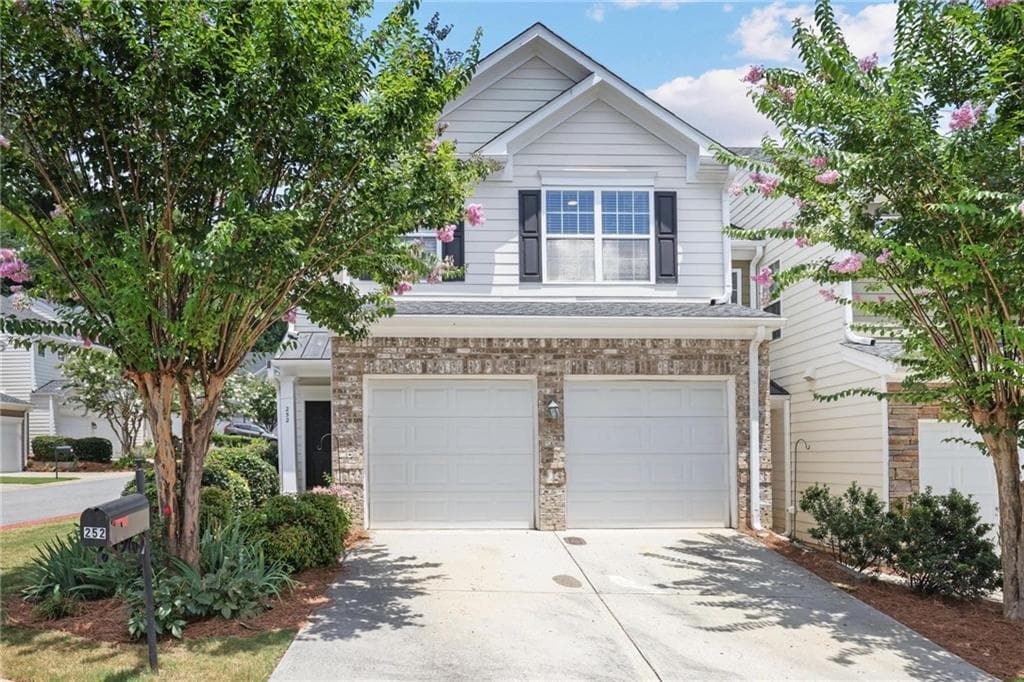3 bedroom, 3 bathroom, 1,700 sq ft townhouse sold at 252 Cavendar Way 16, Marietta, GA 30066