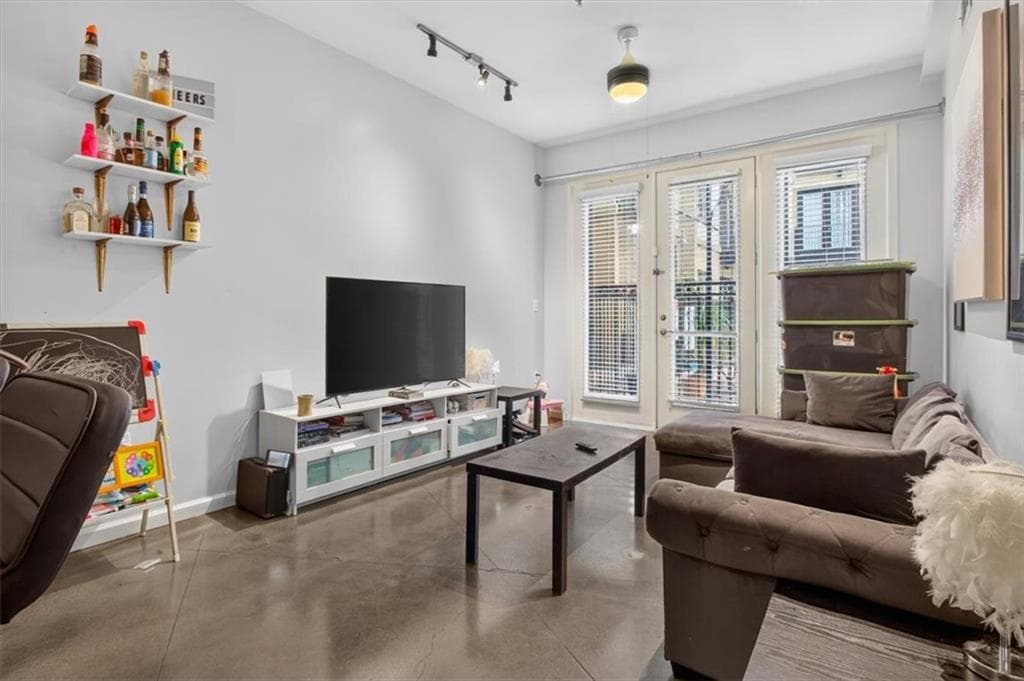 1 bedroom, 1 bathroom, 713 sq ft condominium for sale at 5300 Peachtree Road 0311, Atlanta, GA 30341 — photo 10