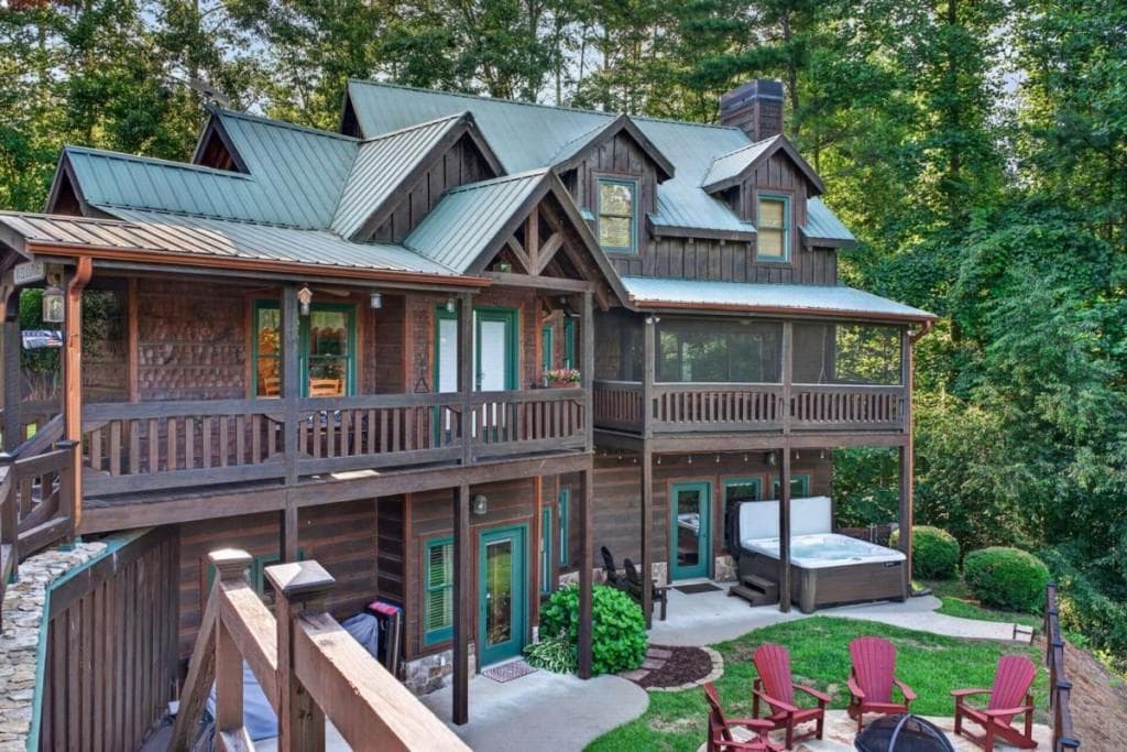 3 bedroom, 3 bathroom, 2,810 sq ft single family residence for sale at 24 Twin Lakes Road, Blue Ridge, GA 30513 — photo 7
