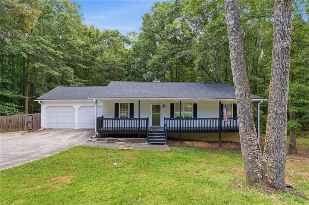 3 bedroom, 2 bathroom, 1,092 sq ft single family residence sold at 108 Shadow Wood Drive, Douglasville, GA 30134