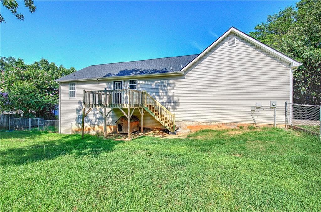 3 bedroom, 2 bathroom, 1,176 sq ft single family residence for sale at 49 Indian Hills Drive, Rydal, GA 30171 — photo 5