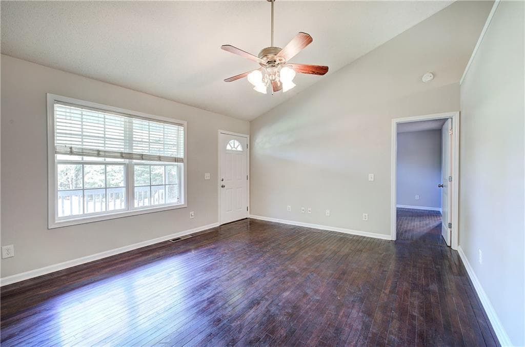 3 bedroom, 2 bathroom, 1,176 sq ft single family residence for sale at 49 Indian Hills Drive, Rydal, GA 30171 — photo 9