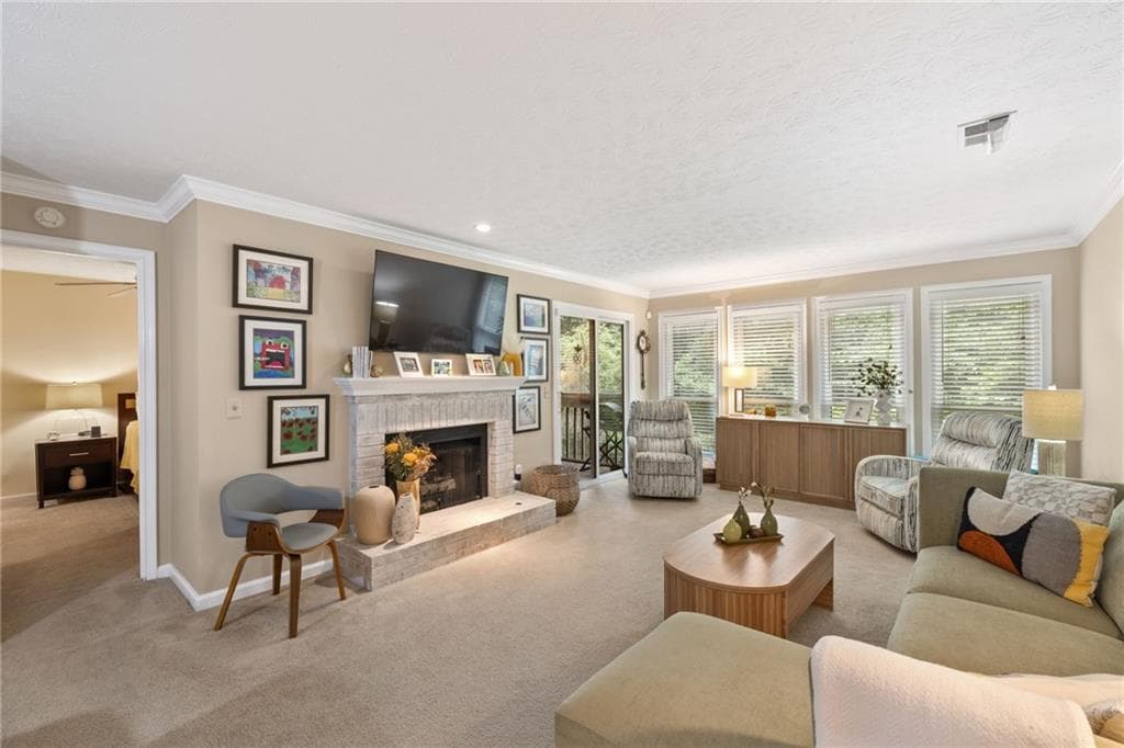 2 bedroom, 2 bathroom, 1,000 sq ft condominium for rent at 525 Warm Springs Circle, Roswell, GA 30075 for $1,800 a month — photo 7