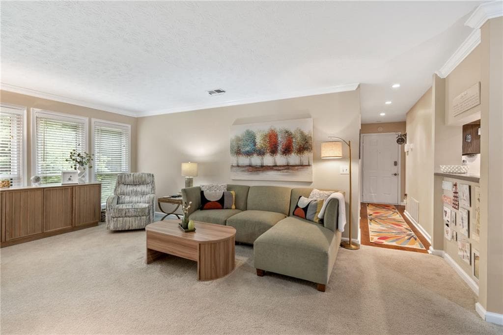 2 bedroom, 2 bathroom, 1,000 sq ft condominium for rent at 525 Warm Springs Circle, Roswell, GA 30075 for $1,800 a month — photo 8