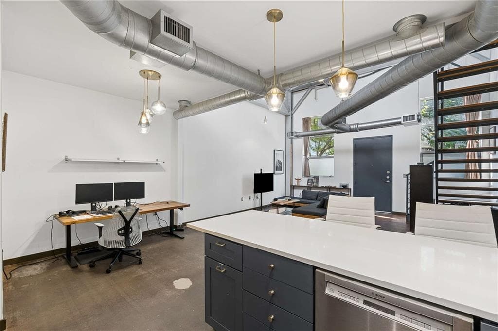 1 bedroom, 2 bathroom, 1,131 sq ft condominium for sale at 400 Village Parkway 143, Atlanta, GA 30306 — photo 6