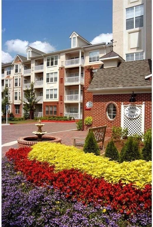 1 bedroom, 1 bathroom, 690 sq ft condominium for rent at 1110 Westchester Ridge, Atlanta, GA 30329 for $1,550 a month — photo 2