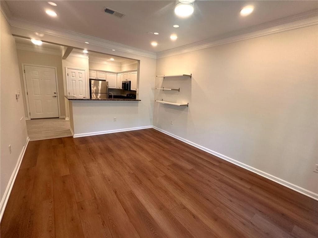 1 bedroom, 1 bathroom, 690 sq ft condominium for rent at 1110 Westchester Ridge, Atlanta, GA 30329 for $1,550 a month — photo 4