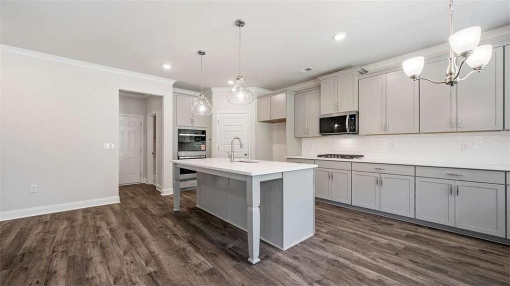 4 bedroom, 4 bathroom single family residence under contract at 110 Sapelo Drive, Senoia, GA 30276 — photo 9