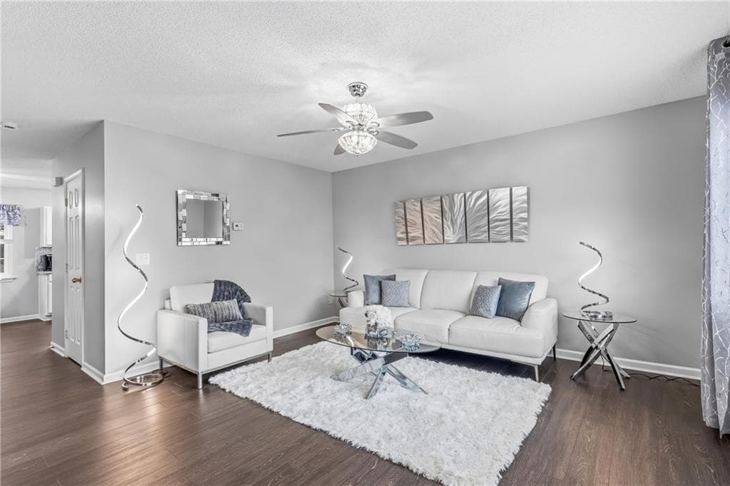 2 bedroom, 3 bathroom, 1,116 sq ft townhouse for sale at 9 Princeton Place Drive, Adairsville, GA 30103 — photo 8