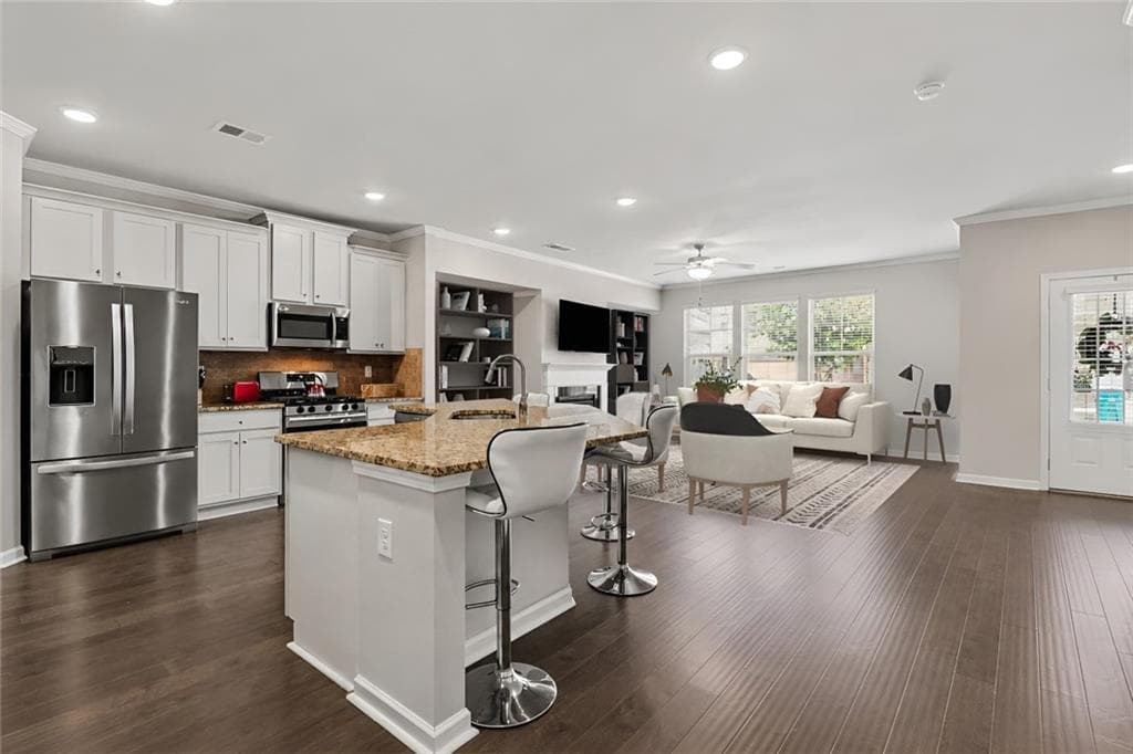 3 bedroom, 3 bathroom, 1,965 sq ft townhouse for sale at 4270 Sunny Oak Lane, Norcross, GA 30071 — photo 9
