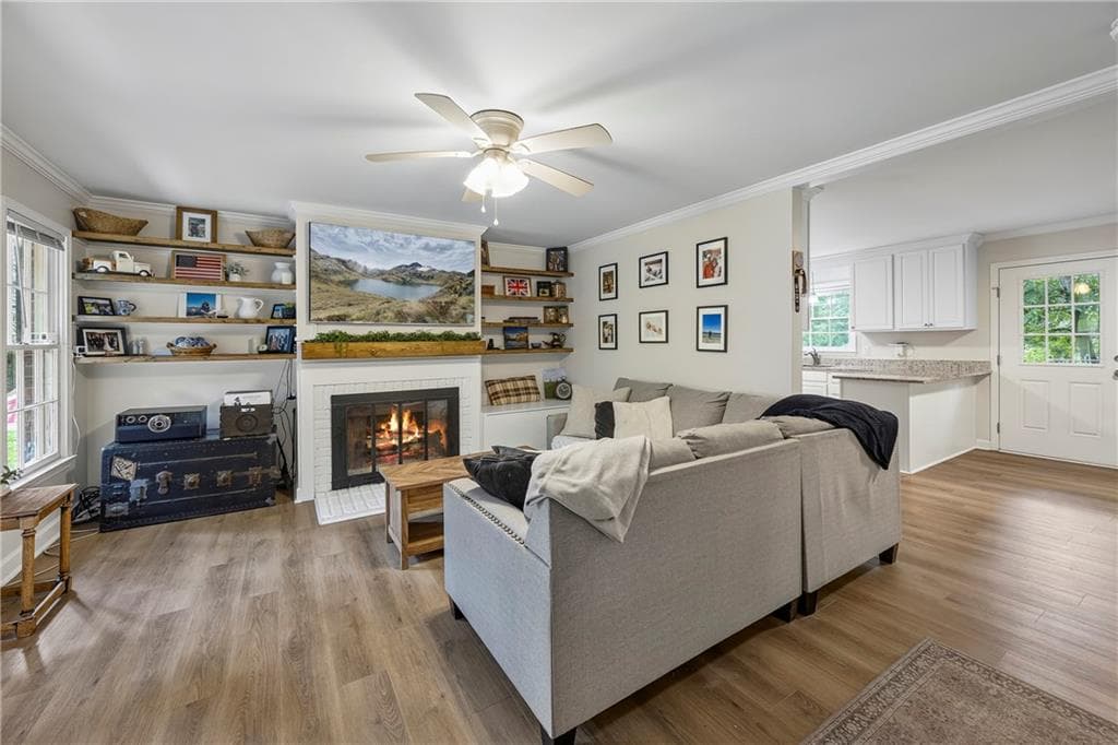 4 bedroom, 3 bathroom, 2,494 sq ft single family residence for sale at 113 Crossbow Circle, Winterville, GA 30683 — photo 4
