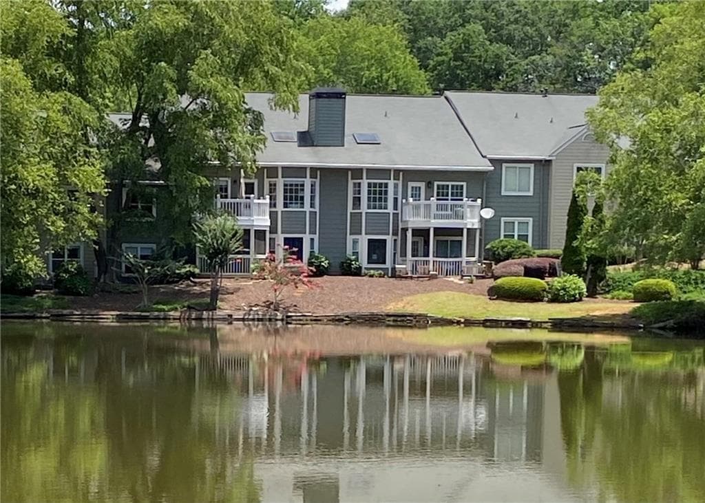 3 bedroom, 2 bathroom, 1,822 sq ft condominium for sale at 306 Mill Pond Road, Roswell, GA 30076