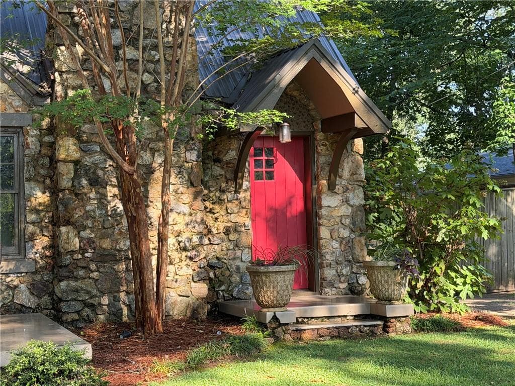 5 bedroom, 2 bathroom, 3,066 sq ft single family residence for sale at 607 N College Street, Cedartown, GA 30125 — photo 7
