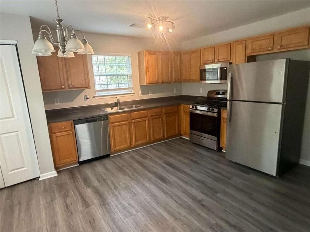 4 bedroom, 3 bathroom, 1,790 sq ft single family residence for sale at 1942 Oakbluff Drive, Austell, GA 30106 — photo 6