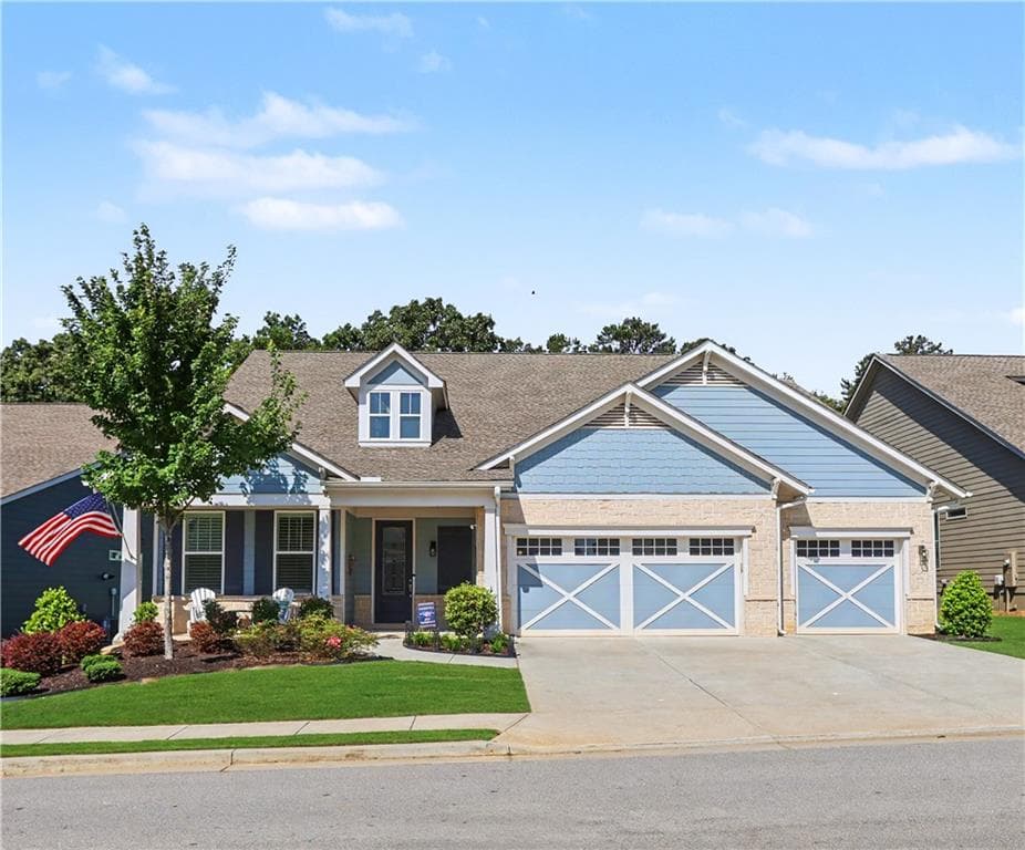3 bedroom, 4 bathroom, 2,754 sq ft single family residence for sale at 286 Chatuge Drive, Hoschton, GA 30548 — photo 1 of 50