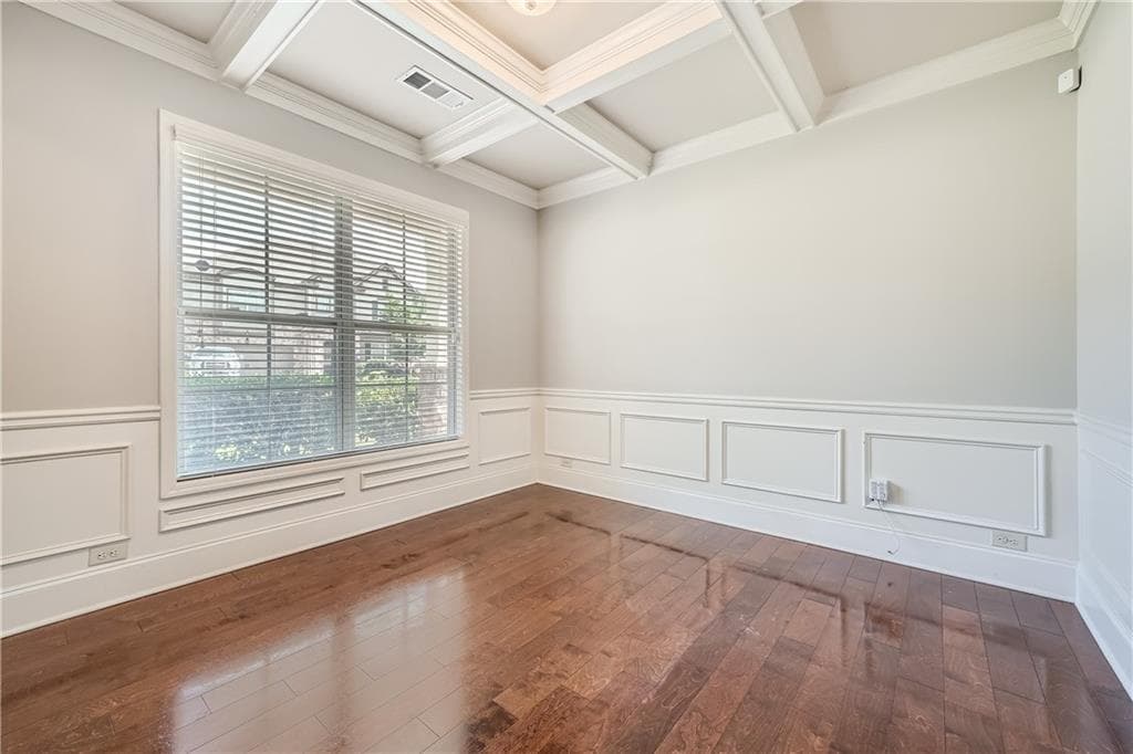 5 bedroom, 3 bathroom single family residence for rent at 4648 Bogan Meadows Drive, Buford, GA 30519 for $2,495 a month — photo 8