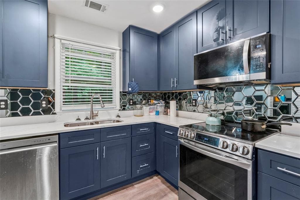 3 bedroom, 2 bathroom, 1,556 sq ft single family residence for sale at 225 Hardwood Drive, Covington, GA 30016 — photo 7